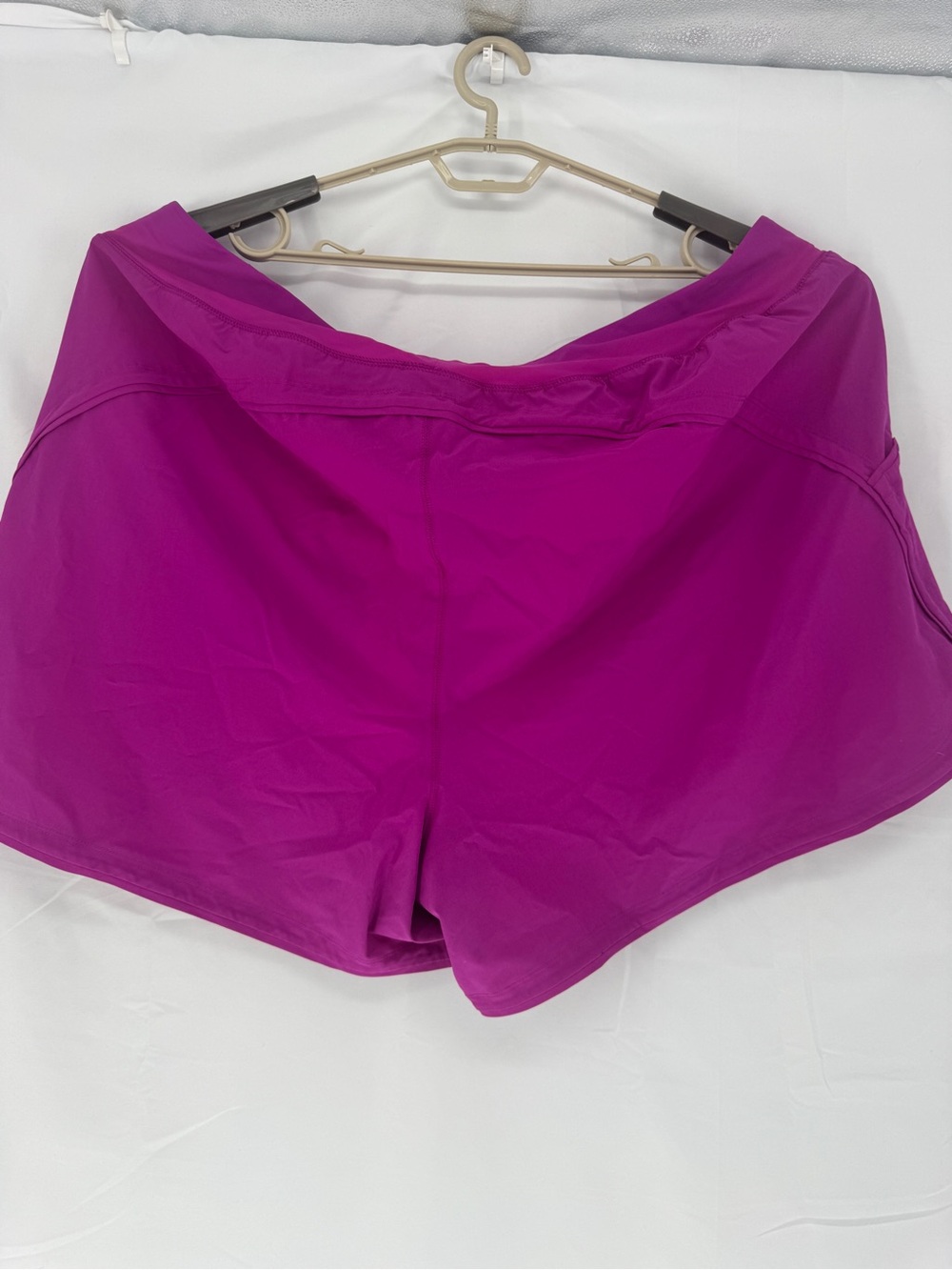 Lands' End Women's Magenta Active Swim Shorts EUC 0145 - Picture 2 of 4